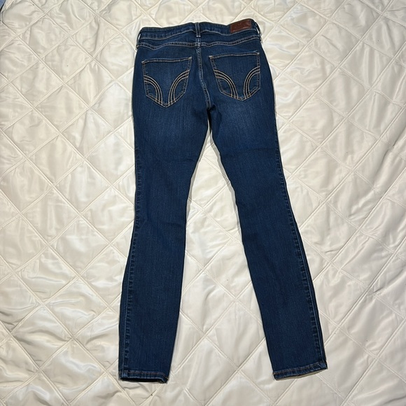 Hollister Jeans - Picture 2 of 2